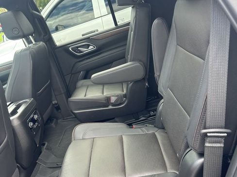 Used 2024 Chevrolet Tahoe High Country image 17