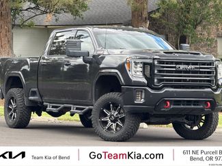 Used 2020 GMC Sierra 2500 AT4 w/ AT4 Premium Package AWD/4WD video 1