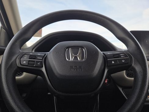 Used 2023 Honda HR-V LX image 25