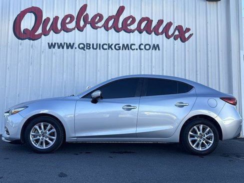 Used 2017 MAZDA MAZDA3 Sport w/ Preferred Equipment Package image 1