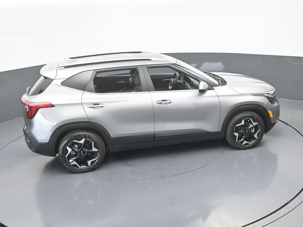Used 2025 Kia Seltos EX w/ EX Sunroof Package FWD image 49