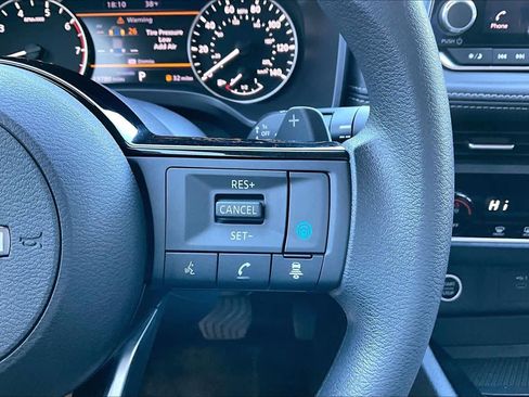 Certified 2023 Nissan Rogue SV image 23