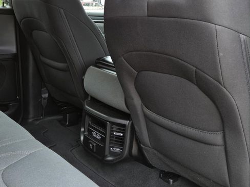 Used 2022 RAM 1500 Big Horn AWD/4WD image 30