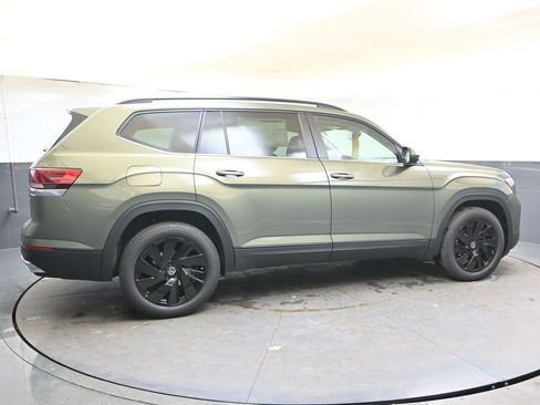 New 2026 Volkswagen Atlas SE image 6