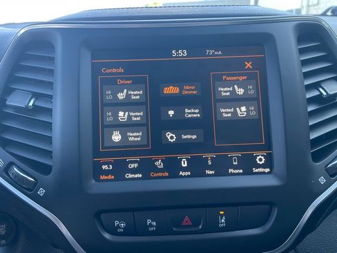 Used 2023 Jeep Cherokee Altitude Lux w/ Lux Elite Package AWD/4WD image 30