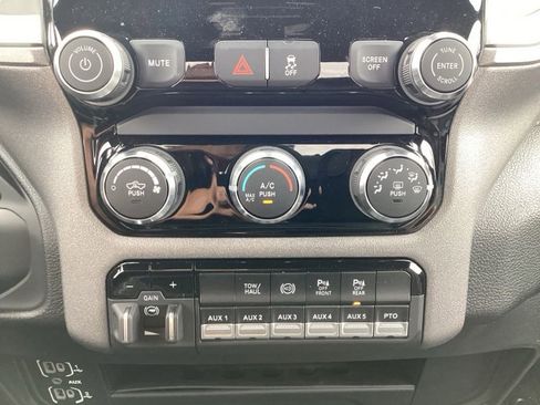 New 2026 RAM 5500 Tradesman w/ Chrome Appearance Group AWD/4WD image 29