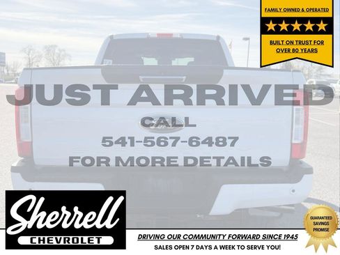 Used 2017 Ford F350 XLT w/ XLT Premium Package image 4