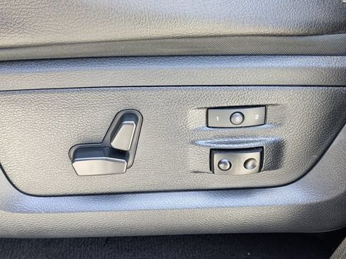 Used 2015 RAM 2500 Laramie w/ Cold Weather Group AWD/4WD image 21