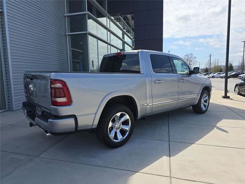 Used 2022 RAM 1500 Limited w/ Body Color Bumper Group RWD image 3
