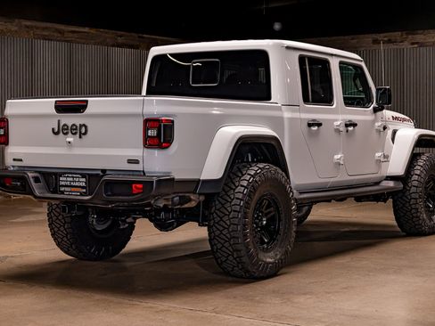Used 2022 Jeep Gladiator Overland w/ Popular Equipment Package image 10