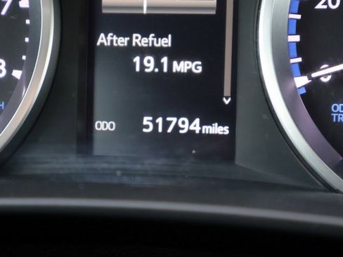 Used 2019 Toyota Highlander LE image 33