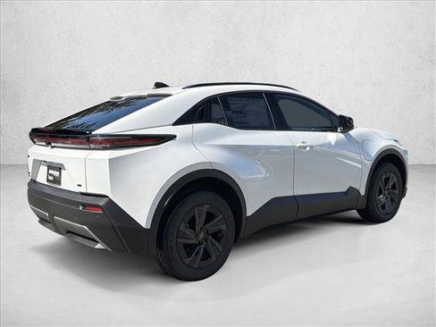 New 2026 Toyota C-HR AWD/4WD image 5