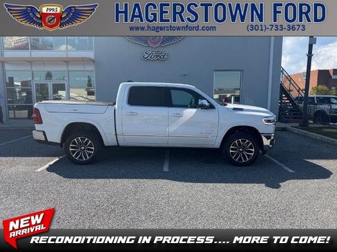 Used 2025 RAM 1500 Limited AWD/4WD image 1