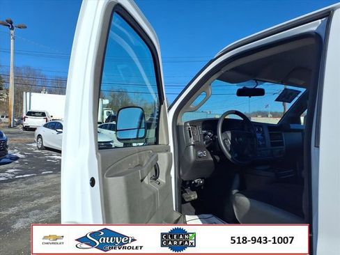 Used 2024 Chevrolet Express 2500 w/ Driver Convenience Package image 12