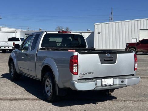 Used 2017 Nissan Frontier S image 5