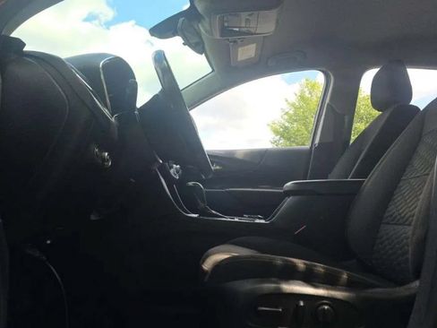 Used 2018 Chevrolet Equinox LT AWD/4WD image 4