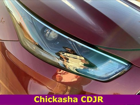 Used 2022 Toyota Highlander XLE image 29