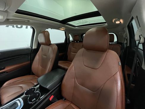 Used 2017 Ford Edge Titanium w/ Equipment Group 301A image 14