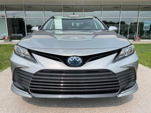 Used 2024 Toyota Camry LE FWD image 3