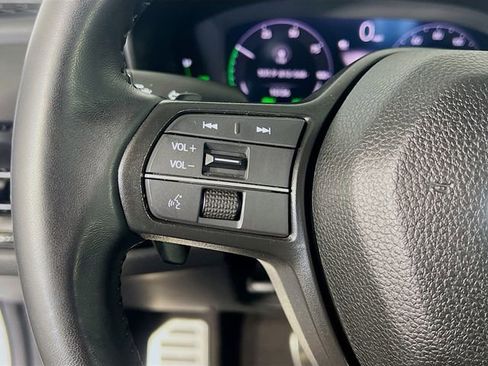 Used 2024 Honda Accord Sport image 17