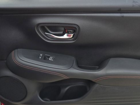Used 2025 Honda HR-V Sport image 9