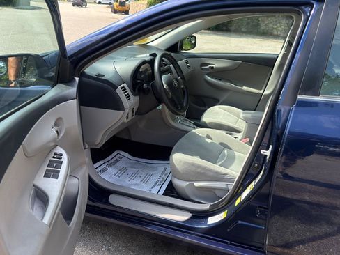 Used 2013 Toyota Corolla LE FWD image 13