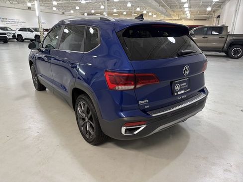 Certified 2023 Volkswagen Taos SE w/ Panoramic Sunroof Package FWD image 6