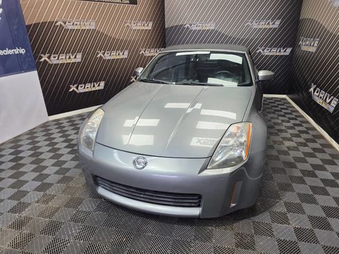 Used 2005 Nissan 350Z Grand Touring image 4