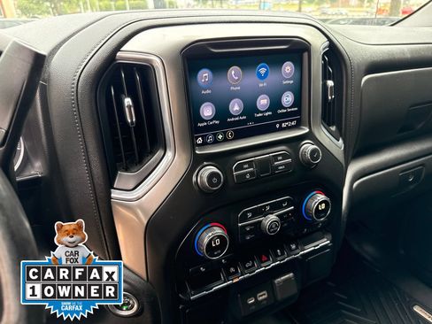 Used 2020 Chevrolet Silverado 1500 RST w/ Texas Edition AWD/4WD image 17