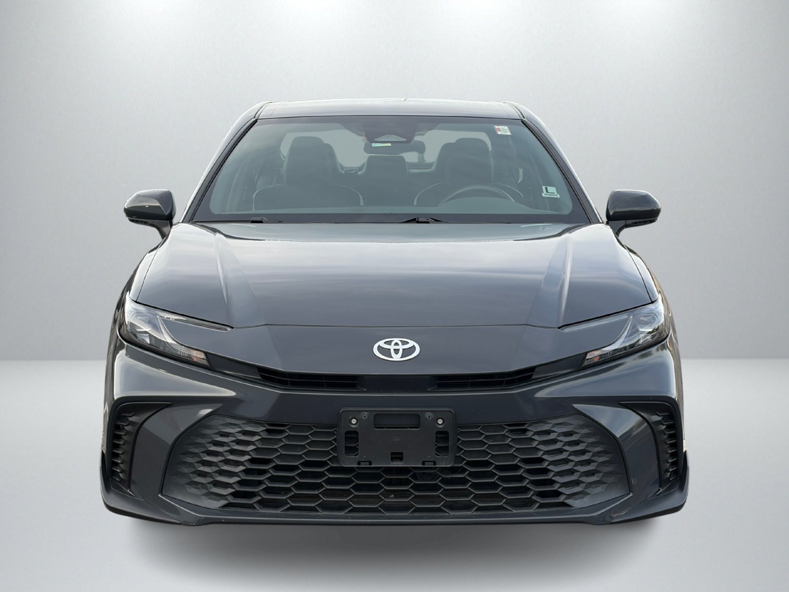 Used 2025 Toyota Camry SE AWD/4WD image 8