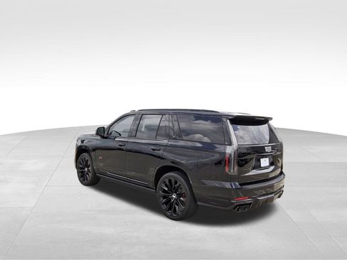 New 2026 Cadillac Escalade V AWD/4WD image 3