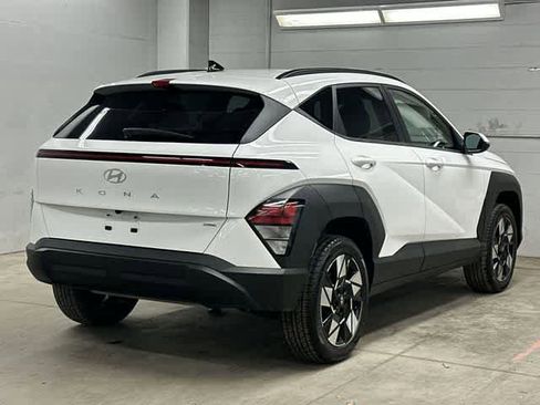 Used 2024 Hyundai Kona SEL w/ Convenience Package image 32