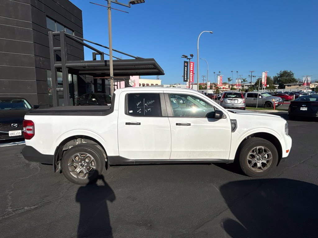 Used 2022 Ford Maverick XLT FWD image 3