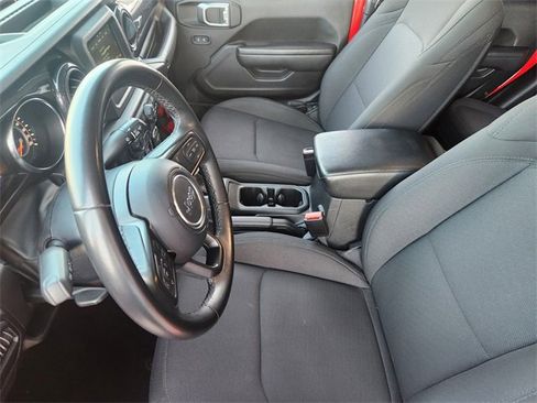 Certified 2022 Jeep Gladiator Sport image 12