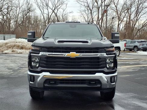 Used 2024 Chevrolet Silverado 2500 LT w/ Convenience Package image 22