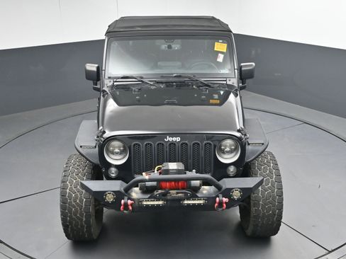 Used 2017 Jeep Wrangler Sahara w/ Trailer Tow Group image 28