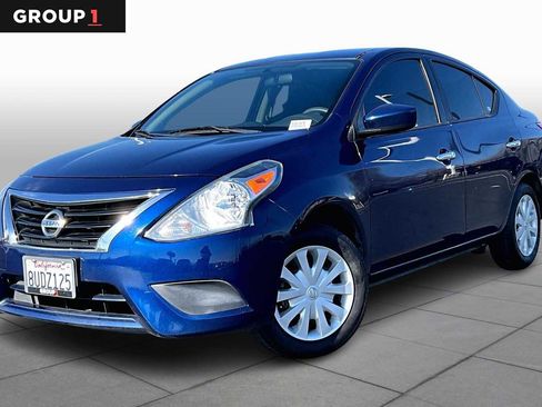 Used 2018 Nissan Versa SV image 1