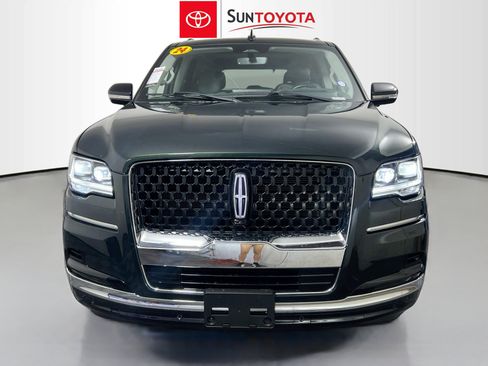 Used 2024 Lincoln Navigator Black Label AWD/4WD image 10