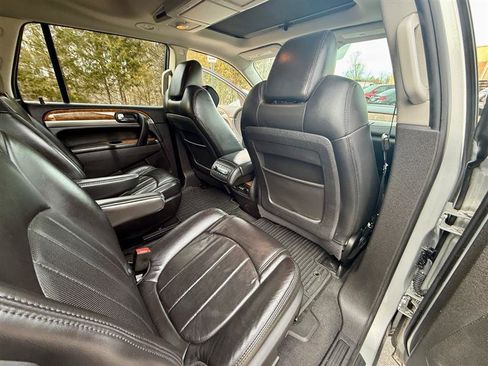Used 2012 Buick Enclave Premium image 31