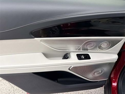 New 2026 Lincoln Nautilus Reserve image 19