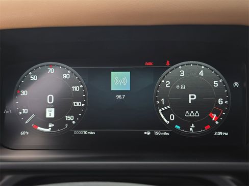 New 2026 Land Rover Defender 110 V8 image 19