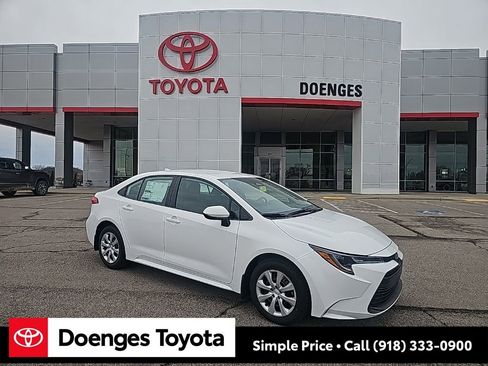 New 2026 Toyota Corolla LE image 1