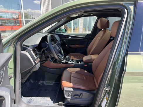 Used 2023 Audi Q5 2.0T Premium Plus w/ Premium Plus Package AWD/4WD image 8