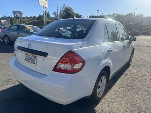 Used 2011 Nissan Versa Sedan image 6