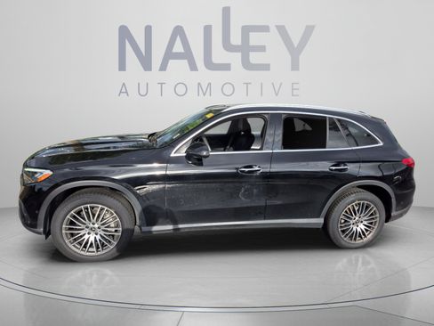 Used 2024 Mercedes-Benz GLC 300 4MATIC image 2