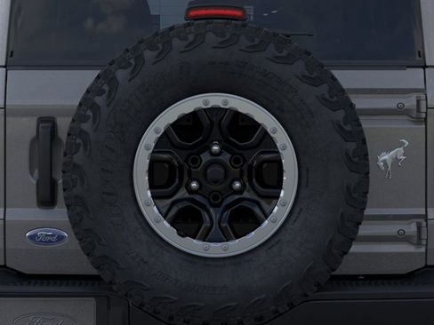 New 2025 Ford Bronco Badlands w/ Sasquatch Package image 24