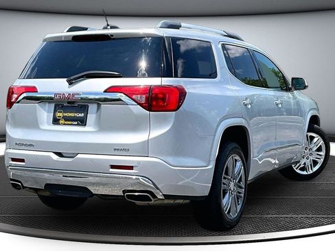 Used 2019 GMC Acadia Denali w/ Technology Package AWD/4WD image 6