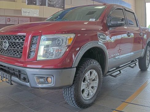 Used 2017 Nissan Titan PRO-4X image 1