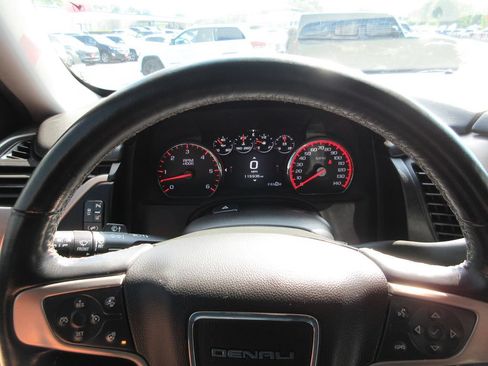 Used 2015 GMC Yukon Denali AWD/4WD image 33