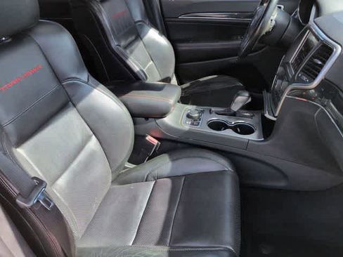 Used 2018 Jeep Grand Cherokee Trailhawk w/ Trailhawk Luxury Group AWD/4WD image 22